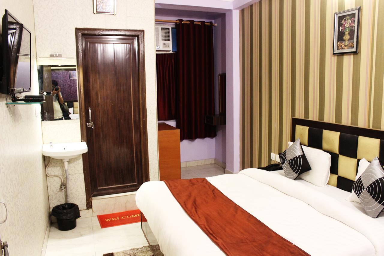 Hotel Apsara , By Soank Hospitality Haridwār Екстериор снимка